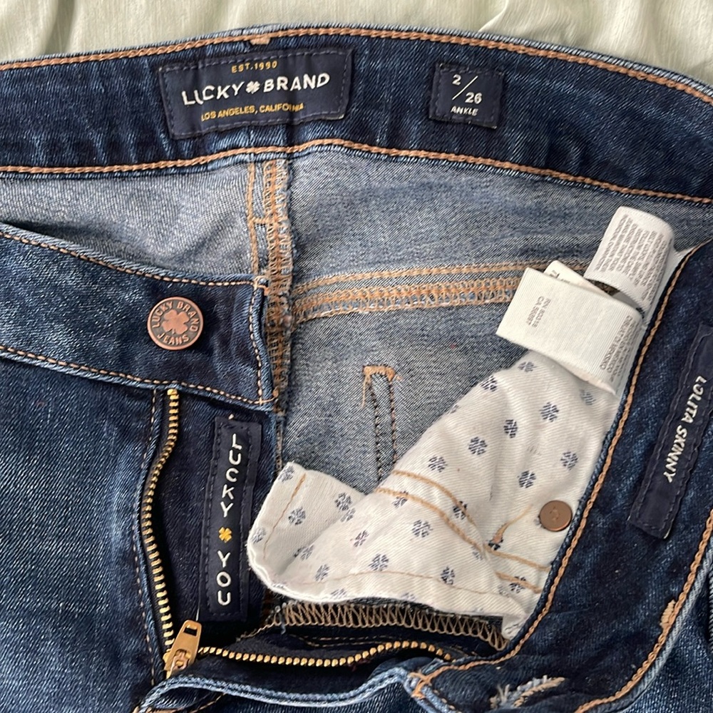 Lucky brand Lolita skinny 2/26
